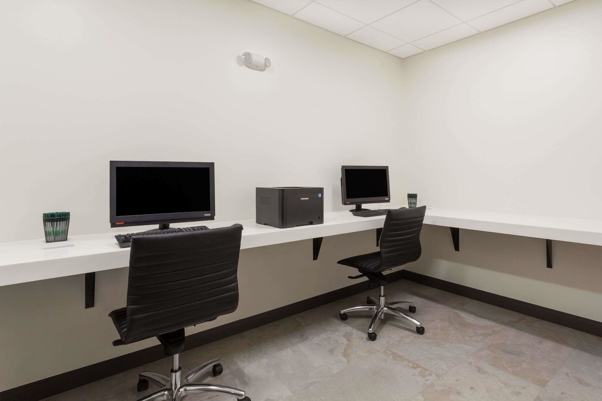 Wingate By Wyndham Altoona Downtown/Medical Center Hotel Bagian luar foto