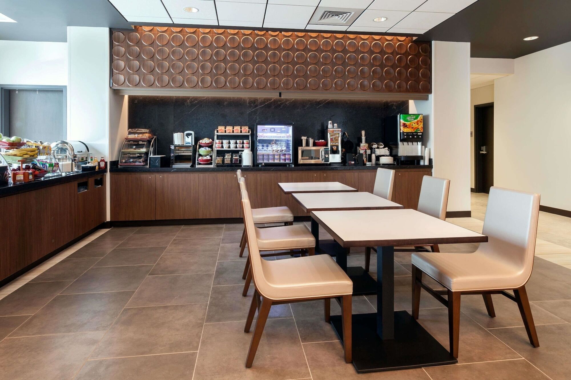 Wingate By Wyndham Altoona Downtown/Medical Center Hotel Bagian luar foto
